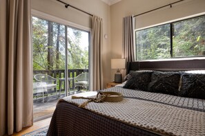 2 Schlafzimmer, Schreibtisch, Bügeleisen/Bügelbrett, WLAN