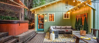 Artist's Perch ~ Private Retreat owned by Artists, Stylish Attention to Detail