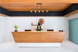 Reception - Keys Select by Lemon Tree Hotels, Gandhi Ashram, Ahmedabad (Ahmedabad)