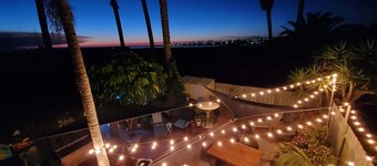 Explore our slice of paradise! Dogs welcomed! Steps to Famous Dog Beach!