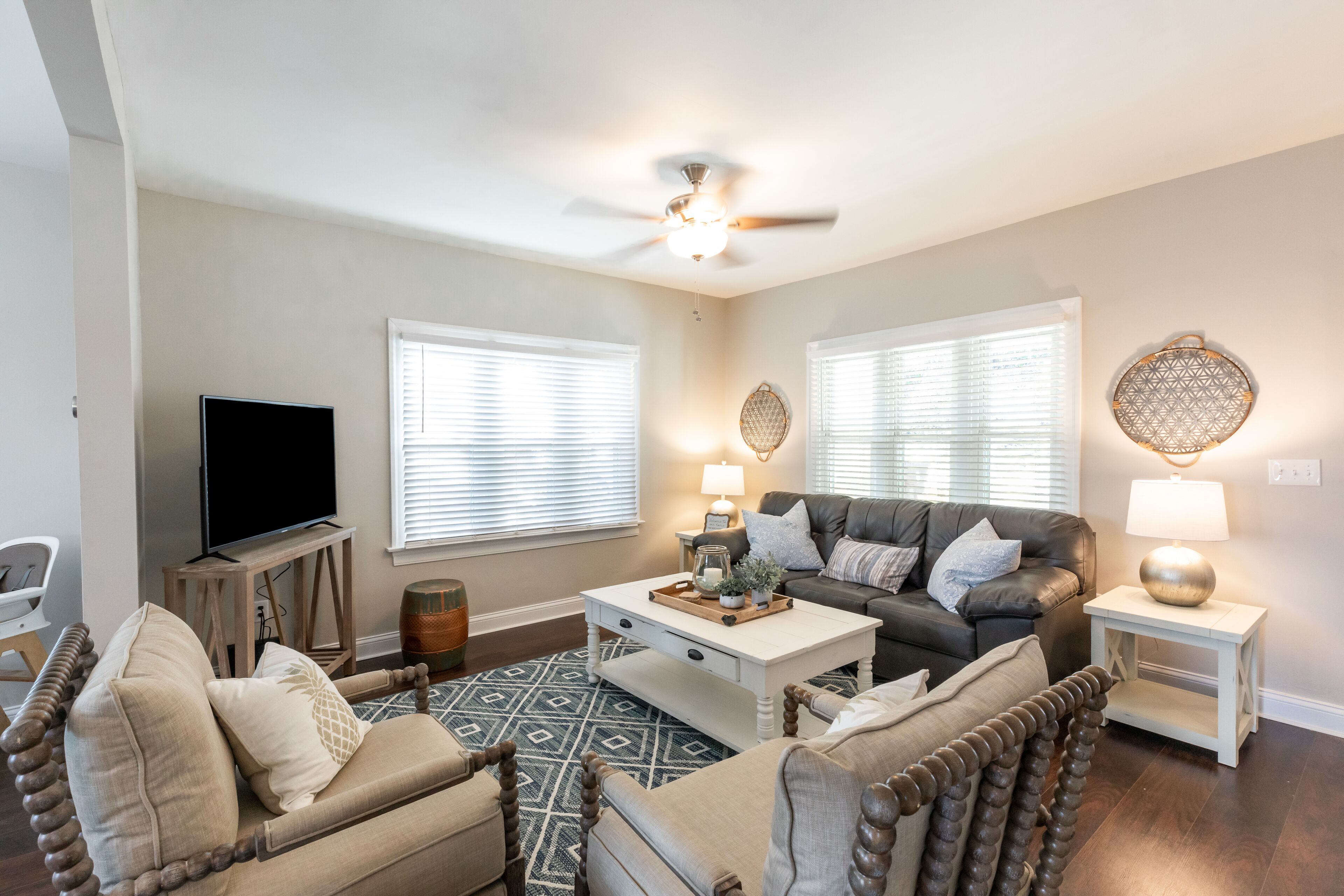 Pineapple Paradise 3 miles to downtown Cincinnati