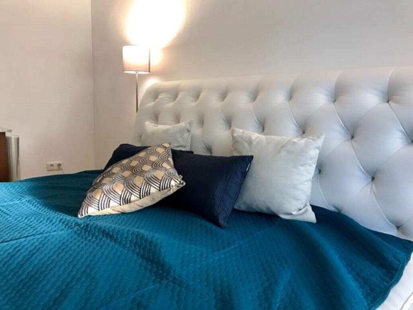 2 makuuhuonetta, silitysrauta/-lauta, ilmainen Wi-Fi, vuodevaatteet