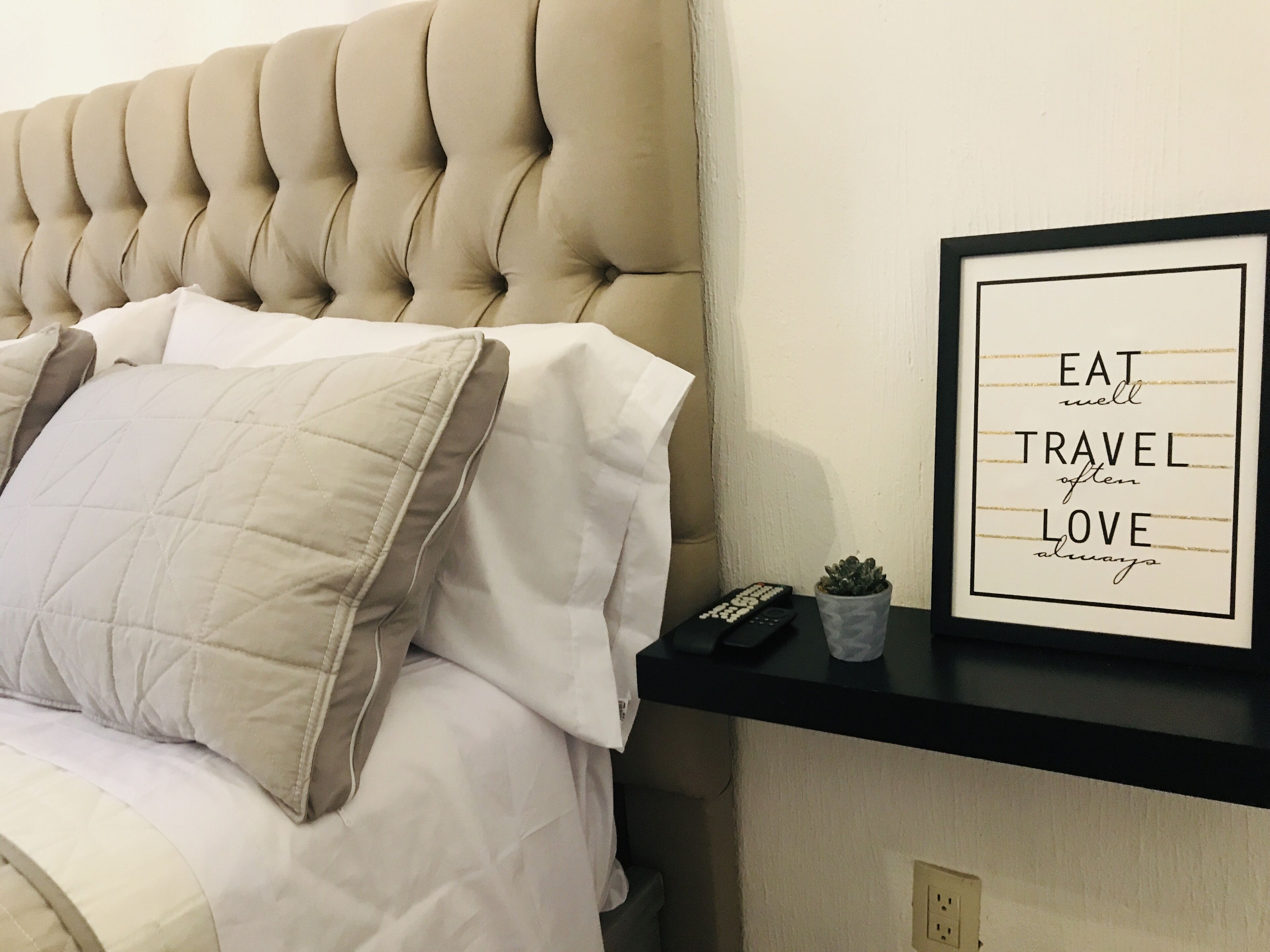 Private Suite with full washroom in Historic downtown