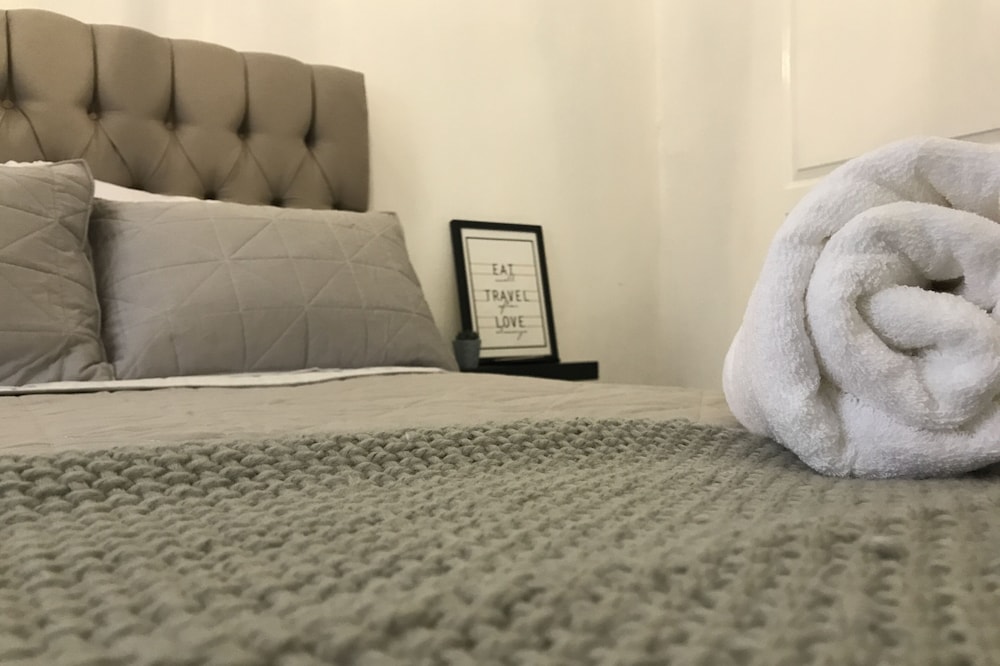 Private Suite with full washroom in Historic downtown