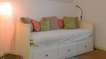 2 bedrooms, iron/ironing board, travel crib, free WiFi