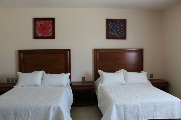 Standard Room | 1 bedroom, in-room safe, desk, laptop workspace