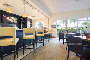 Bar (on property) - Encantada Rose by VillaDirect (Kissimmee)