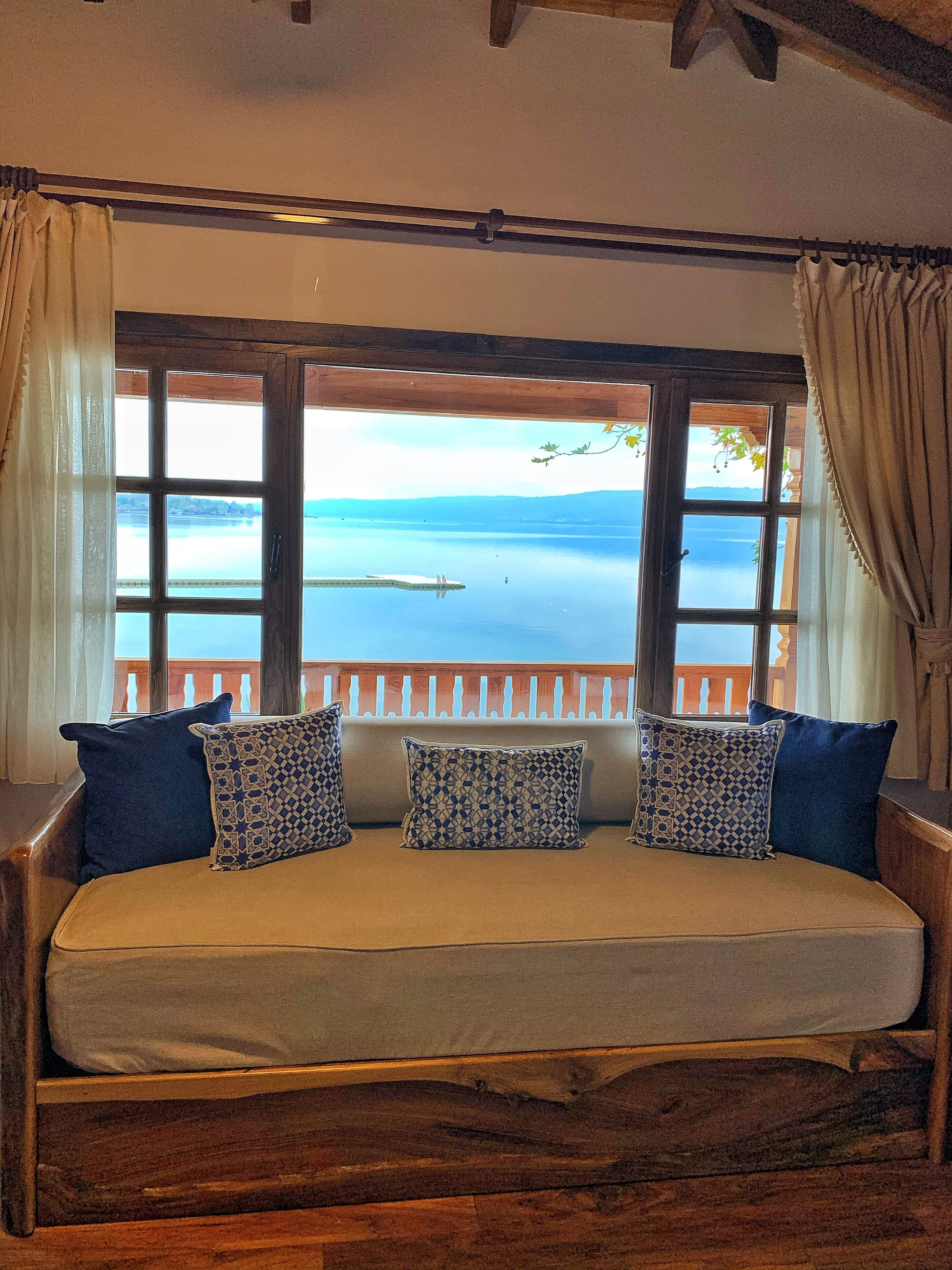 deluxe tree house, 1 double bed | 1 bedroom, minibar, individually decorated, individually furnished