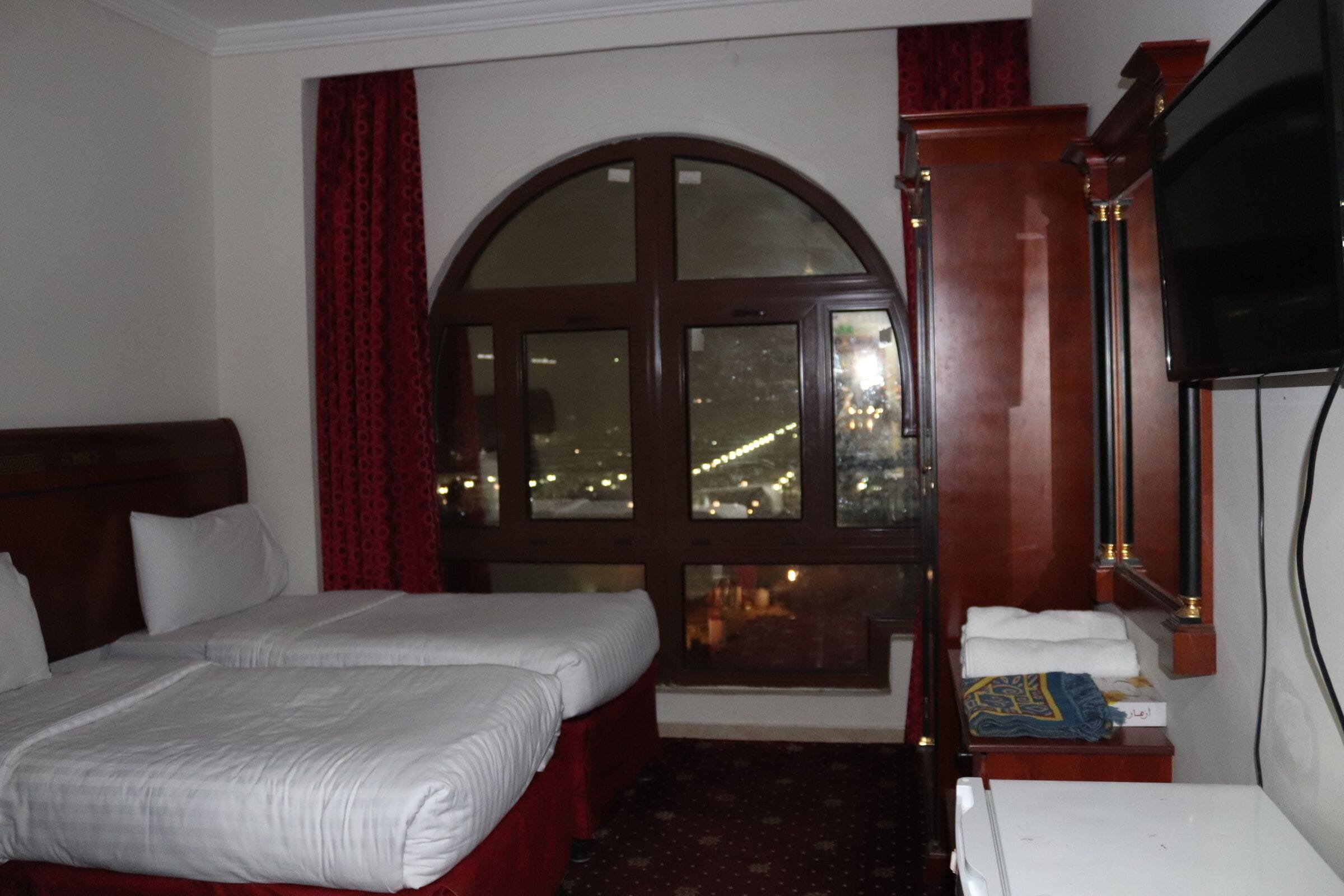 Foto - Karam Taibah Almasi