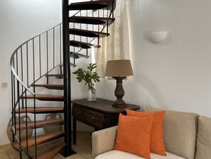 Interior - Lovely house nearby Monchique - Algarve. Long term rental on request. (Casais)