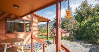 Korimako Ridge - Lake Hawea Holiday Home