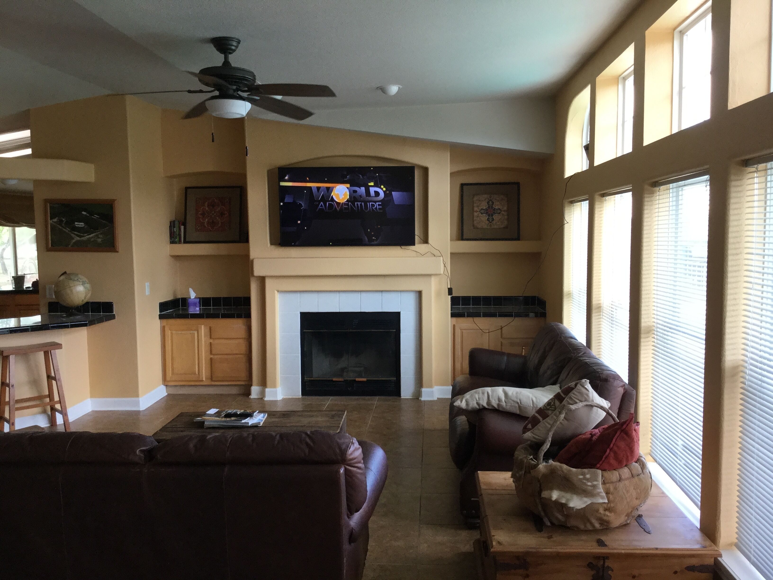 Tranquil Ranch w (option to heat) POOL and SPA on Cibolo Creek, sleeps 9