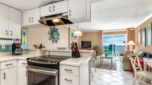 Unclassified image, 4 of 129, button - Clearwater by Bender Vacation Rentals (Gulf Shores)