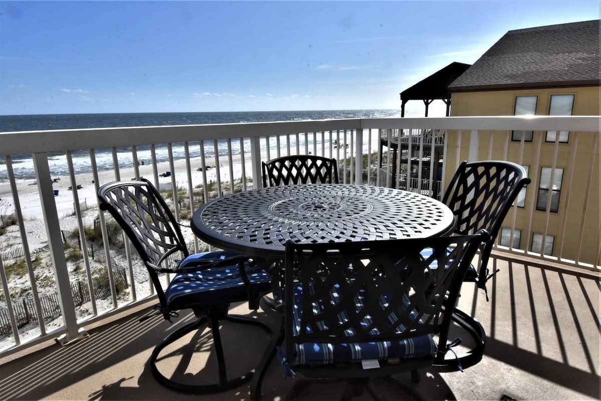 Condo, 2 chambres, vue sur la plage | Balcon