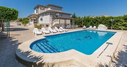 Fidalsa Grand White House