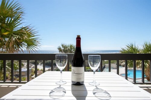 Surf & Racquet Club B132-Condo