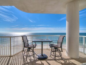 Appartamento, 3 camere da letto, vista spiaggia | Balcone