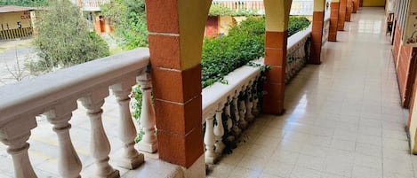 Ngoại thất