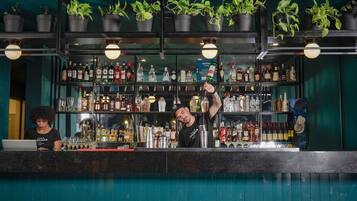 Bar (en el alojamiento)