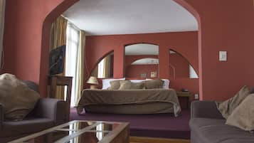 Suite estudio empresarial, 1 cama King size | Balcón