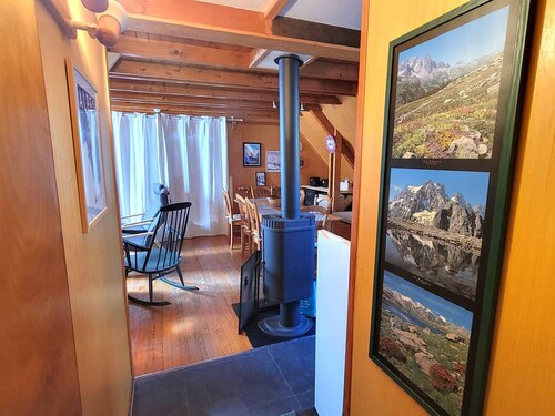 Chalet cosy 9 pers. avec balcon Sud, poêle à bois, Wi-Fi, proche pistes - Saint-Michel-de-Chaillol