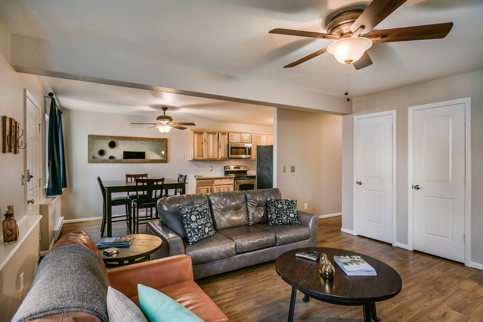 Grant Old Town Flat ~ Downstairs