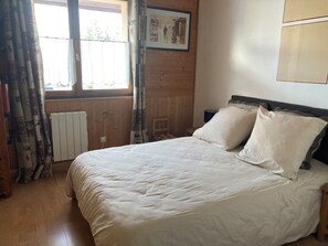3 Schlafzimmer, Bügeleisen/Bügelbrett, Reisekinderbett, kostenloses WLAN