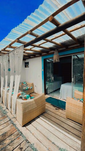 Quarto quádruplo standard | Frigobar, cortinas blackout, roupa de cama