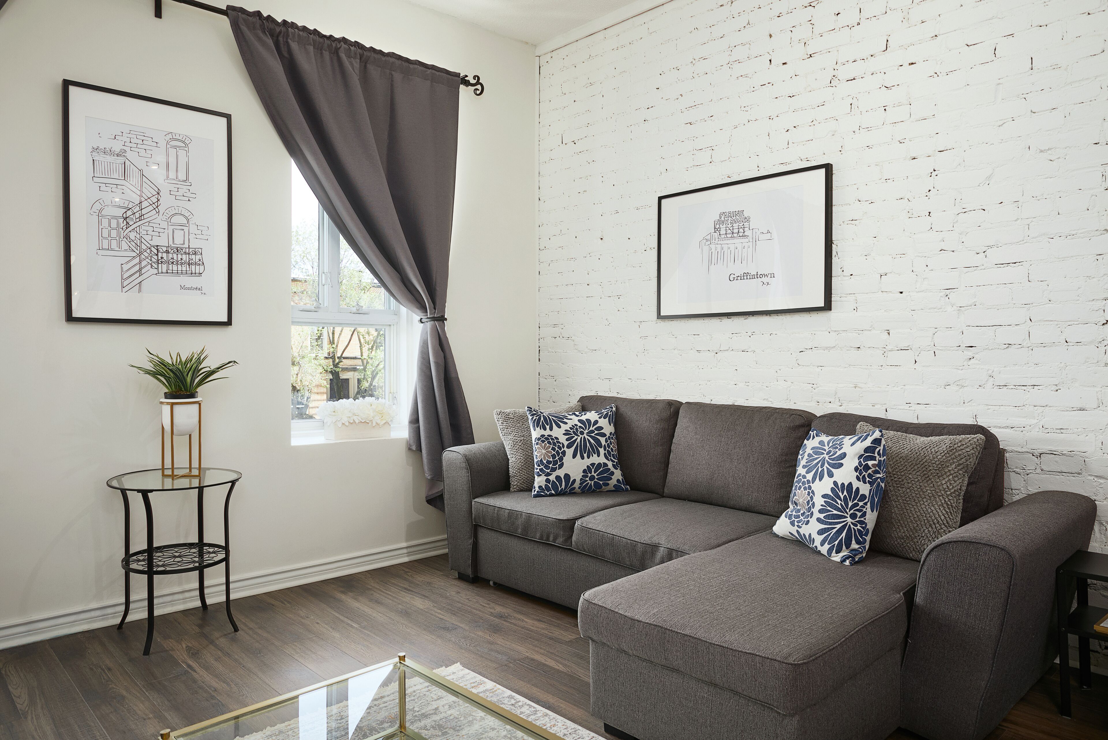 Heritage Luxury Apt 3BR Vibrant Plateau Mont-Royal