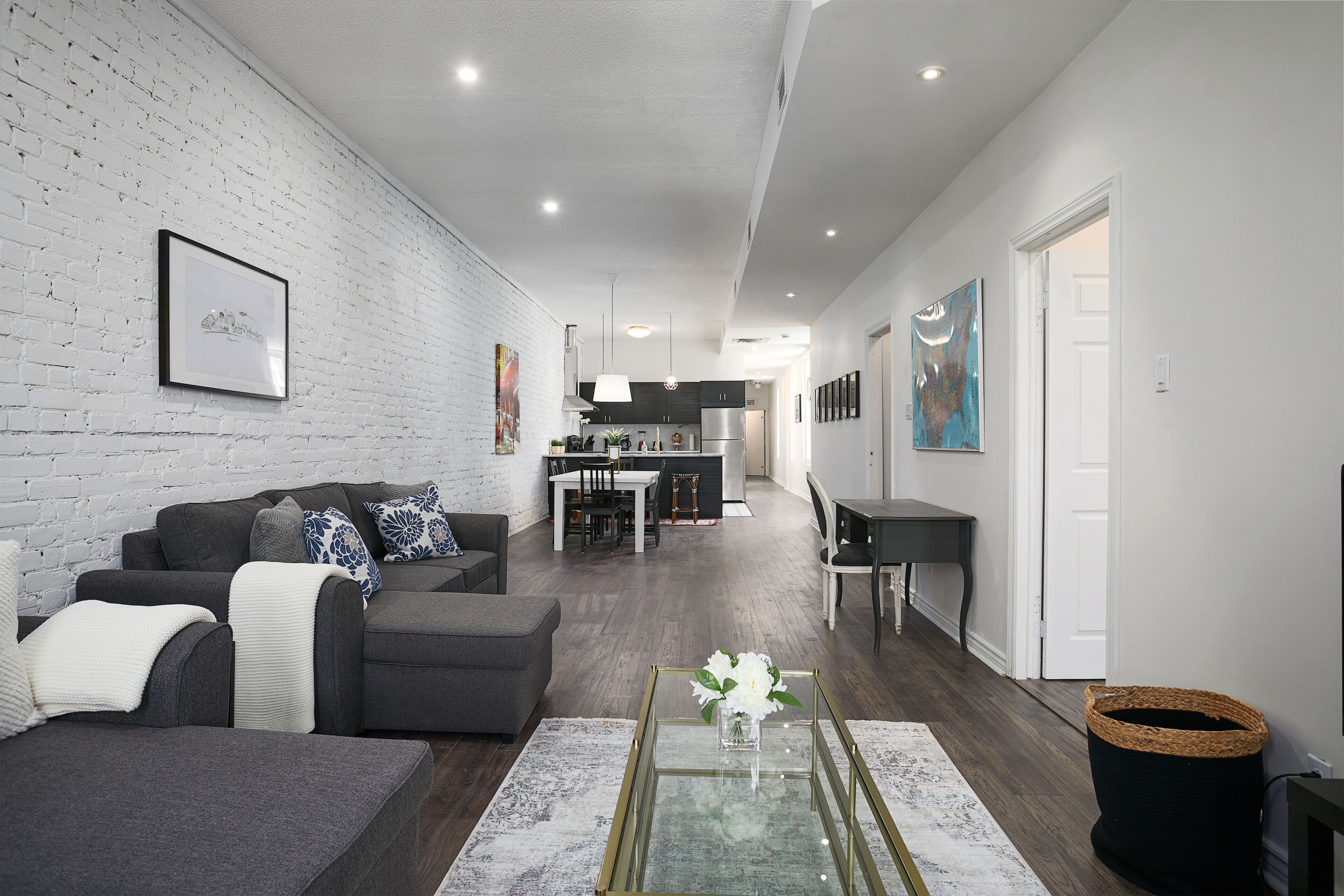 Heritage Luxury Apt 3BR Vibrant Plateau Mont-Royal