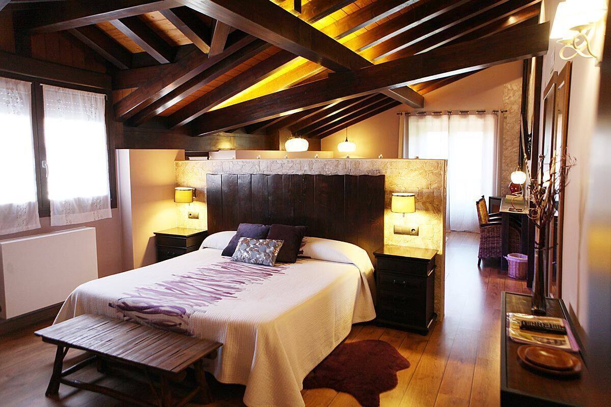 Suite, Whirlpool | Zustellbetten, kostenloses WLAN, Bettwäsche