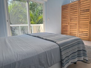 3 chambres, bureau, Wi-Fi gratuit, draps fournis