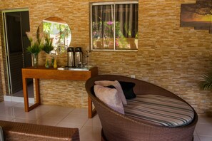 Flat-screen TV - Pousada da Leide (Fernando de Noronha)