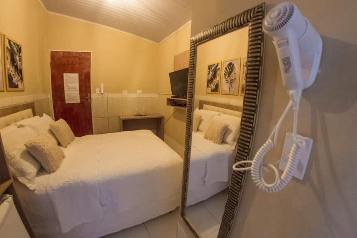 Habitación doble estándar | Minibar, wifi gratis y ropa de cama