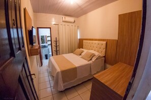 Phòng đôi Tiêu chuẩn | Minibar, truy cập Internet không dây miễn phí, bộ trải giường 