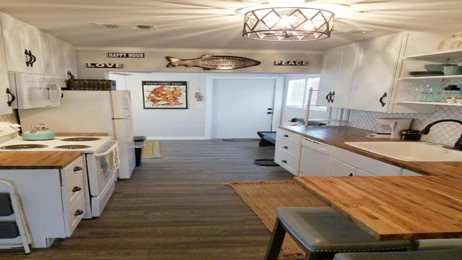 Gone Fishing/Coastal Cottage