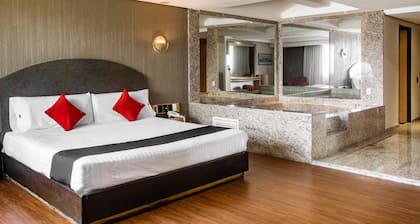 Capital O Andrade, Mexico City