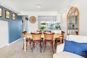 Apartment (1 Bedroom) | Interior - Marechale Way (Cape Town)
