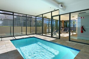 Indoor pool, outdoor pool - Infinity G10 (Cape Town)