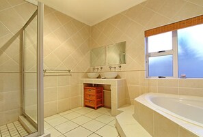 Maison (4 Bedrooms) | Intérieur