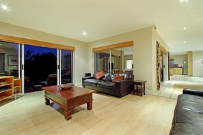 Casa (4 Bedrooms) | Interior