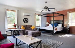 Comfort Room - Basswood Resort (Platte City)