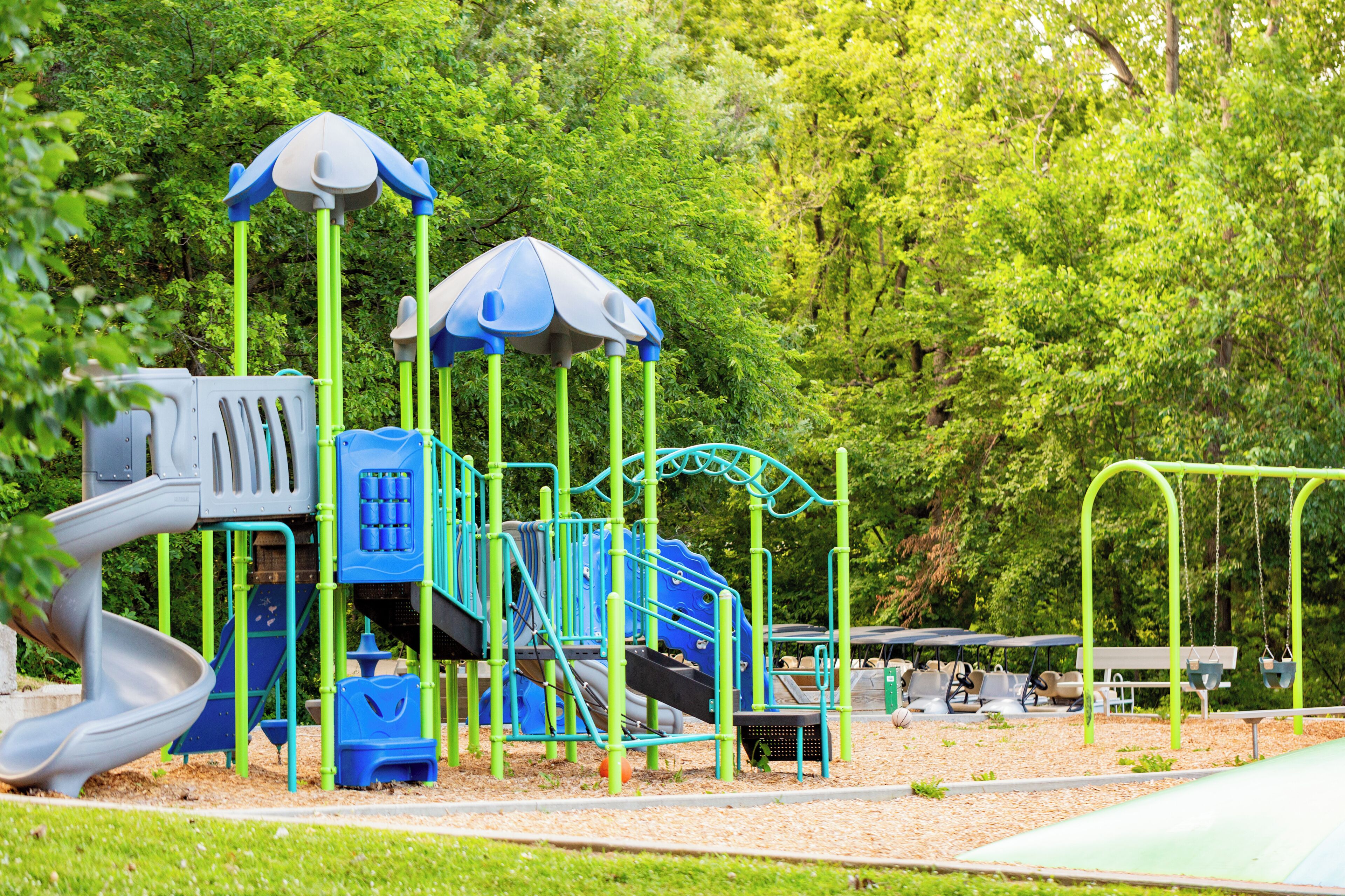 Außen-Kinderspielplatz