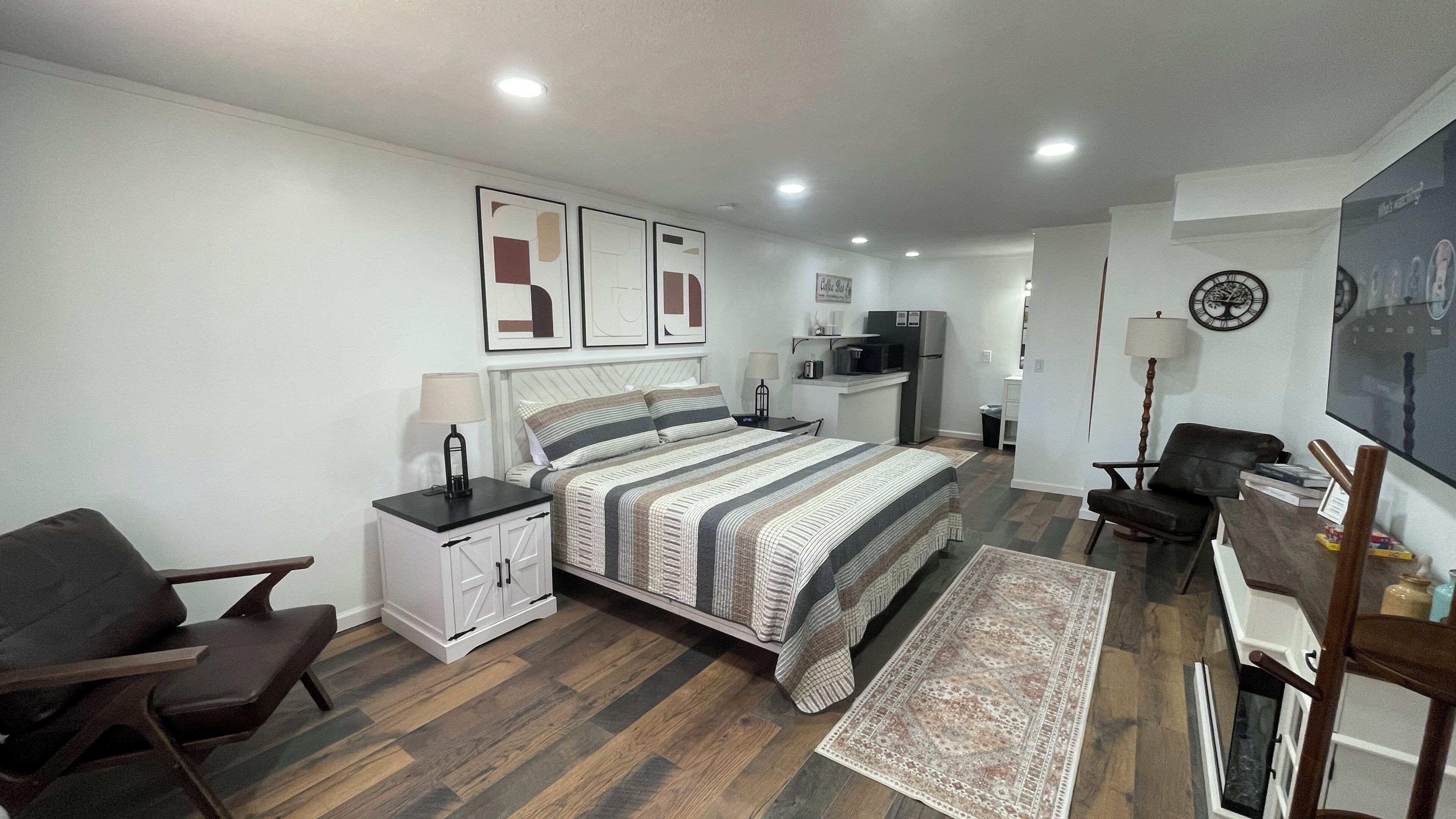 Junior Room, Lake View | Free WiFi