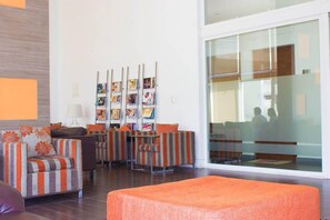 Lobby - Carmelitas Stylish - 1BR w/Wifi, TV Cable, Metro, Pool, Gym (Las Condes)