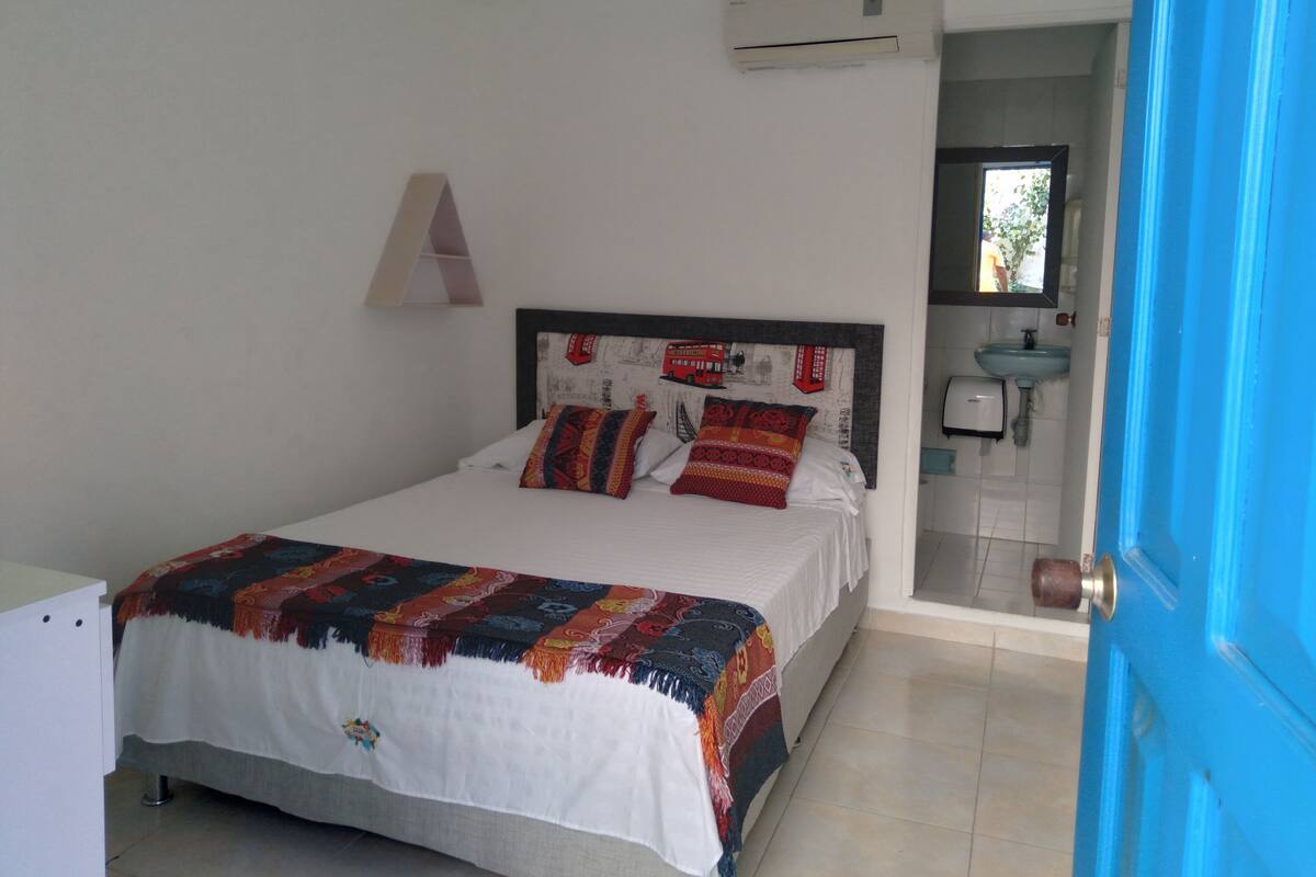 Double Room | Individually decorated, individually furnished, laptop workspace