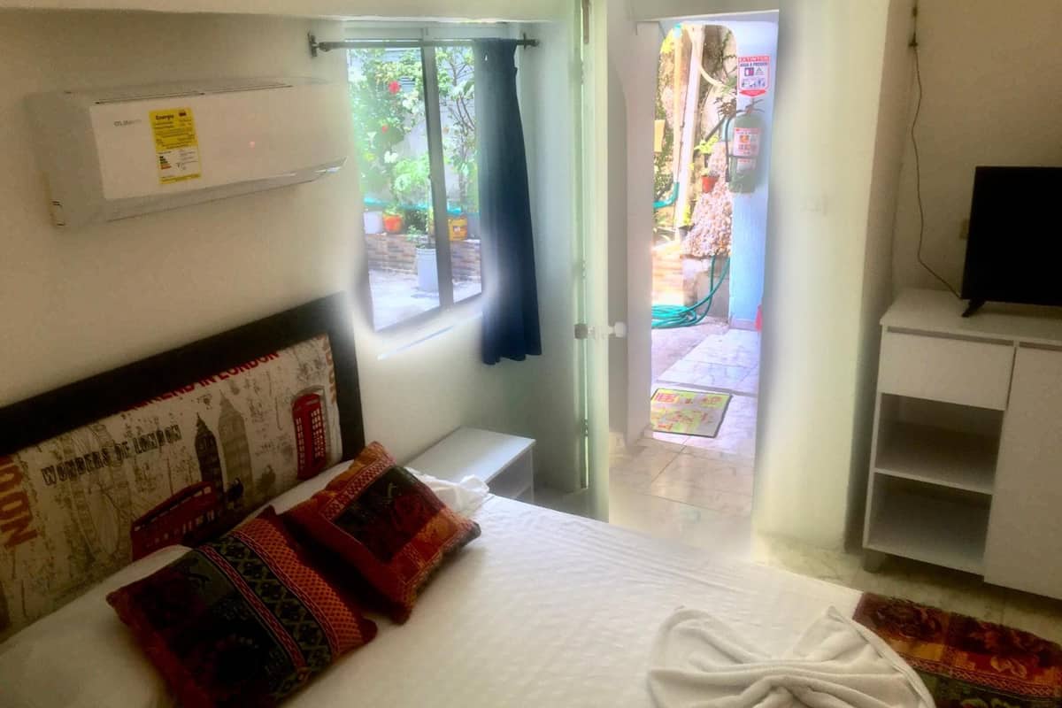 individually decorated, individually furnished, laptop workspace