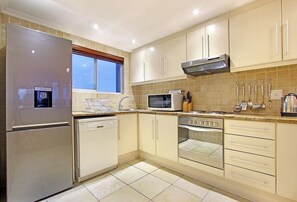 Διαμέρισμα (3 Bedrooms) | Εσωτερικοί χώροι