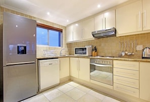 Apartment (3 Bedrooms) | Interior