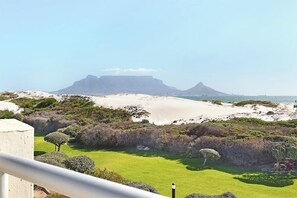 Apartment (3 Bedrooms) | Interior - Dolphin Beach E5 (Cape Town)